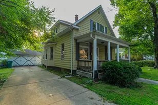 910 Scott St, La Porte, IN 46350 - Photo 1