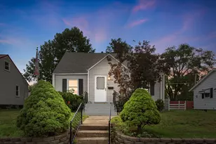 506 Tremont St, Michigan City, IN 46360 - Photo 1