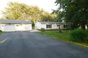 13 N 325 W, Valparaiso, IN 46385 - Photo 1