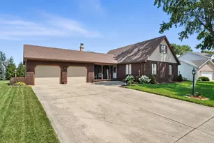 447 Scarborough Rd, Valparaiso, IN 46385 - Photo 1