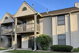 3608 Timberbridge Dr, Valparaiso, IN 46383 - Photo 1