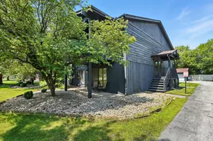 1349 Brookside Dr, Munster, IN 46321 - Photo 1