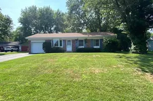 154 Coolwood Dr, Valparaiso, IN 46385 - Photo 1