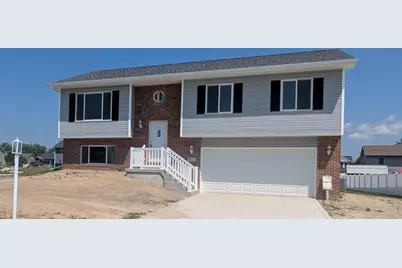 7670 Lafayette Place, Lowell, IN 46356 - Photo 1