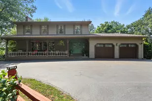 98 Hackney Ln, Valparaiso, IN 46385 - Photo 1