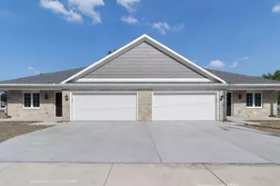 4823 Kennedy Ave, East Chicago, IN 46312 - Photo 1