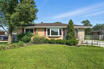 913 N Dwiggins Avenue, Griffith, IN 46319 - Photo 1