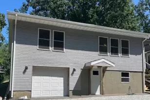 5104 Greenwood Ave, Valparaiso, IN 46383 - Photo 1