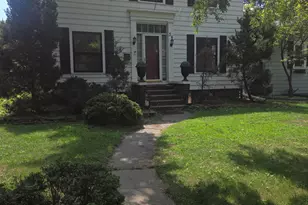 34 Midway Ct, Hammond, IN 46324 - Photo 1