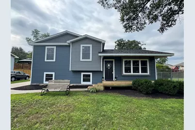 3301 Parkside Avenue, Lake Station, IN 46405 - Photo 1