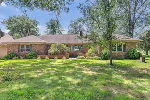 8373 Oak Tree Dr, Rensselaer, IN 47978 - Photo 1