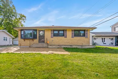 827 E 52nd Avenue, Gary, IN 46409 - Photo 1