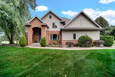 421 Chadwick Circle, Valparaiso, IN 46385 - Photo 1