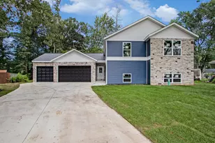 5550 Morehouse Ct, Portage, IN 46368 - Photo 1