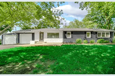 352 Meadow Ln Drive, Valparaiso, IN 46383 - Photo 1