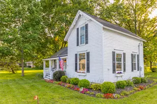 602 S Rose Ave, Kouts, IN 46347 - Photo 1