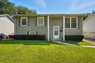 3712 175th Pl, Hammond, IN 46323 - Photo 1