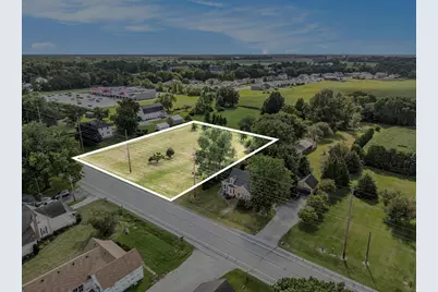 499 N Main Street, Kouts, IN 46347 - Photo 1