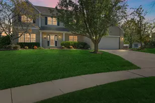 2761 Ridgewood Ct, Dyer, IN 46311 - Photo 1