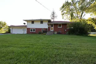 6550 Elizabeth Ln, Portage, IN 46368 - Photo 1