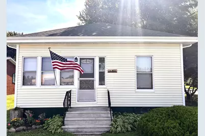 714 W 10th Street, La Porte, IN 46350 - Photo 1