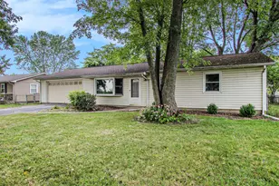 620 McCool Rd, Valparaiso, IN 46385 - Photo 1