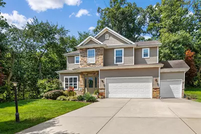 882 Hemingway Trail, Valparaiso, IN 46383 - Photo 1