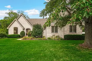 2403 Inverness Dr, Valparaiso, IN 46383 - Photo 1