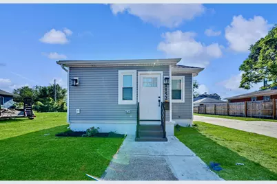 1152 E Roosevelt Street, Hammond, IN 46320 - Photo 1