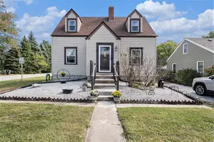 1301 Garfield St, Hobart, IN 46342 - Photo 1