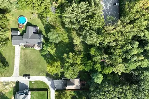 01 Wildwood Ave, Valparaiso, IN 46383 - Photo 1
