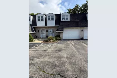 601 Wellington Drive, Dyer, IN 46311 - Photo 1