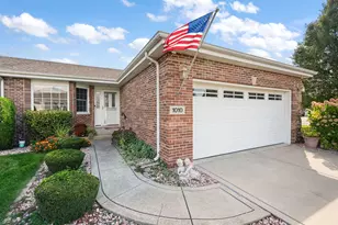 1010 Freedom Cir N, Crown Point, IN 46307 - Photo 1