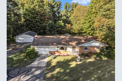 383 E 1050 N, Chesterton, IN 46304 - Photo 1