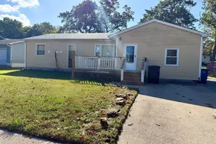 1019 E 29th Ave, Lake Station, IN 46405 - Photo 1