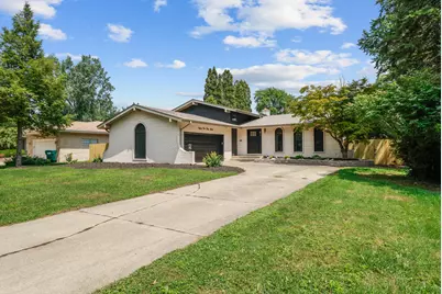 8147 Oakwood Avenue, Munster, IN 46321 - Photo 1