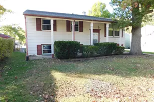 1205 Monticello Park Dr, Valparaiso, IN 46383 - Photo 1