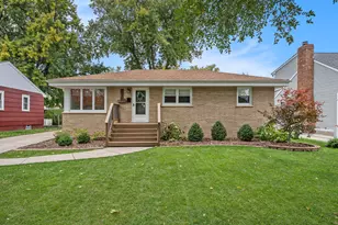 2636 Monaldi Pkwy, Dyer, IN 46311 - Photo 1