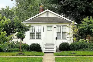 808 N Grant St, Crown Point, IN 46307 - Photo 1