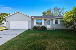 364 Rainier Rd, Valparaiso, IN 46385 - Photo 1