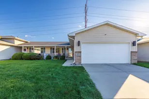 1811 W 86th Ln, Merrillville, IN 46410 - Photo 1