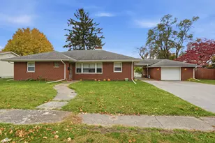 810 Virginia Ave, La Porte, IN 46350 - Photo 1