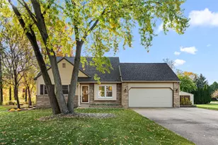 772 Long Bridge Dr, Chesterton, IN 46304 - Photo 1