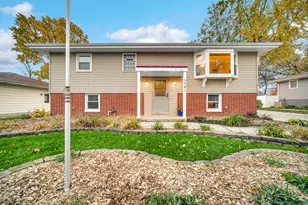 5541 Robbins Ave, Portage, IN 46368 - Photo 1