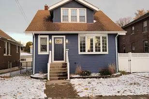 1423 Lake Ave, Whiting, IN 46394 - Photo 1