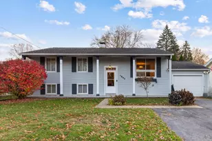 1807 W Porter Ave, Chesterton, IN 46304 - Photo 1