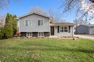 8521 Morse Pl, Crown Point, IN 46307 - Photo 1