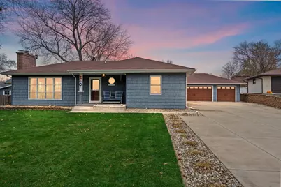 240 W Greenwood Avenue, Crown Point, IN 46307 - Photo 1