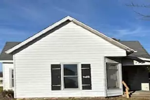 324 W Warner St, Rensselaer, IN 47978 - Photo 1