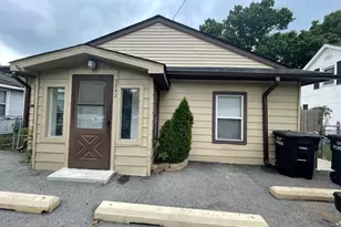 5542 Mulberry Ave, Portage, IN 46368 - Photo 1